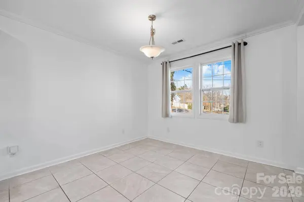 503 E Herman ST, Newton, NC 28658