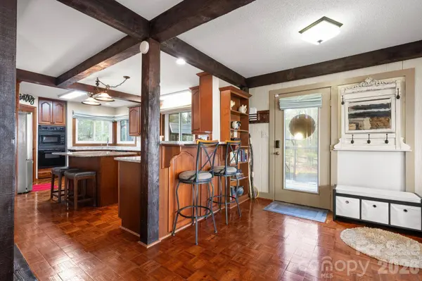 2184 Pine Mountain DR, Connelly Springs, NC 28612