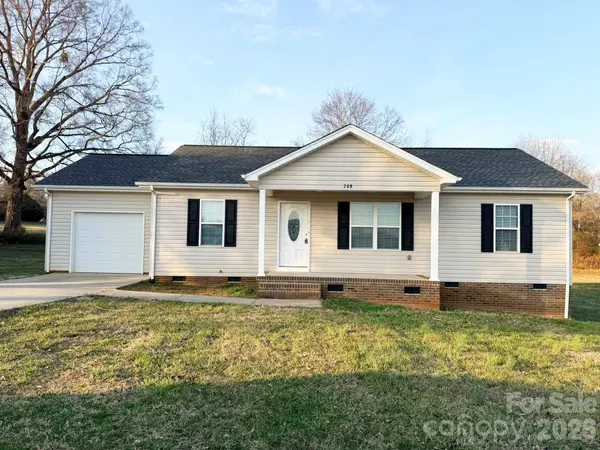 269 Green Meadows DR, Taylorsville, NC 28681