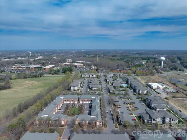 120 Steinbeck WAY #F, Mooresville, NC 28117