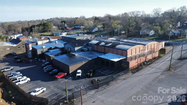 719 Old Lenoir RD, Hickory, NC 28601