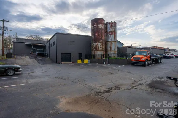 719 Old Lenoir RD, Hickory, NC 28601