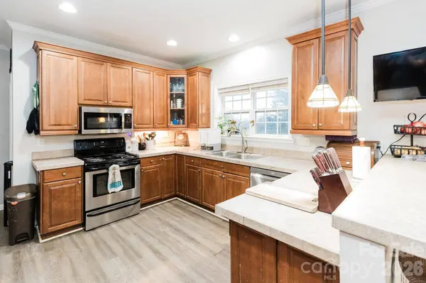 3237 Evondale RD, Crouse, NC 28033