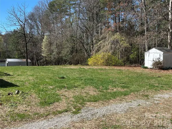 650 Brown Berry RD, North Wilkesboro, NC 28659