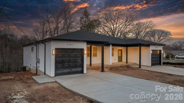 1141 & 1143 12th Street DR SW, Hickory, NC 28602