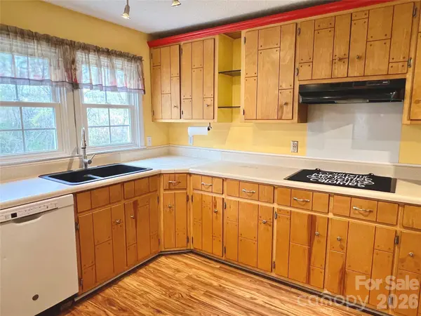 4264 NC 10 HWY W, Hickory, NC 28602