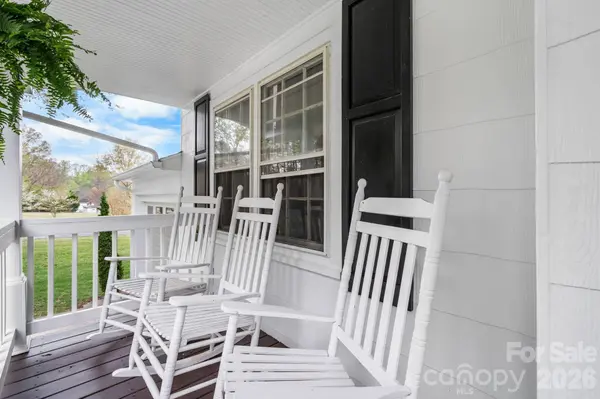 208 S 1st AVE, Maiden, NC 28650