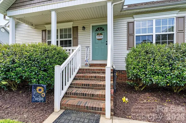 219 Heather Glen DR, Belmont, NC 28012