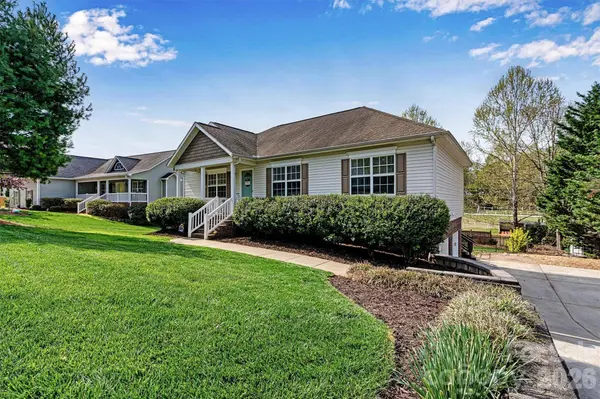 219 Heather Glen DR, Belmont, NC 28012