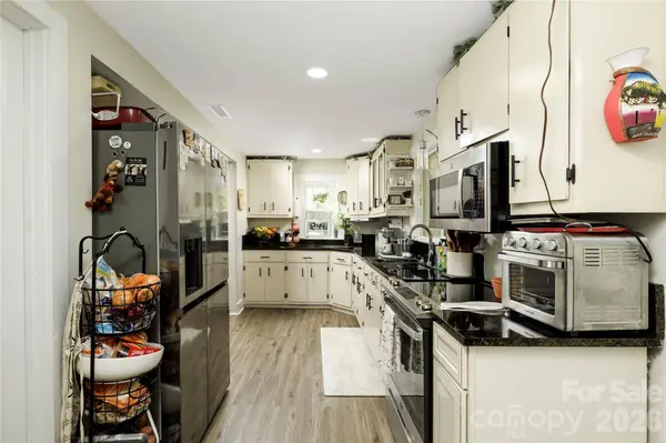 4100 S Fork ST, Hickory, NC 28602