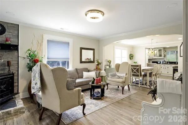 4100 S Fork ST, Hickory, NC 28602