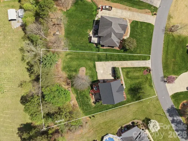 1951 46th Avenue DR NE, Hickory, NC 28601