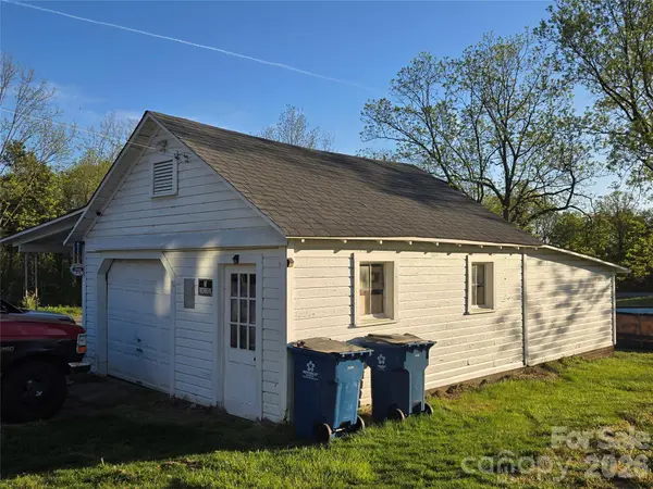 4207 Section House RD, Hickory, NC 28601