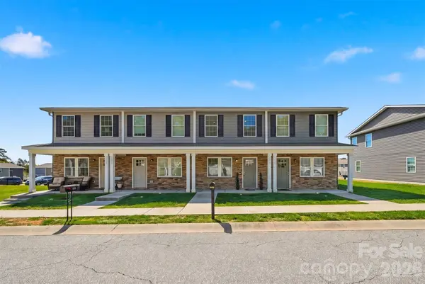 3953 Newhall DR NW, Hickory, NC 28601