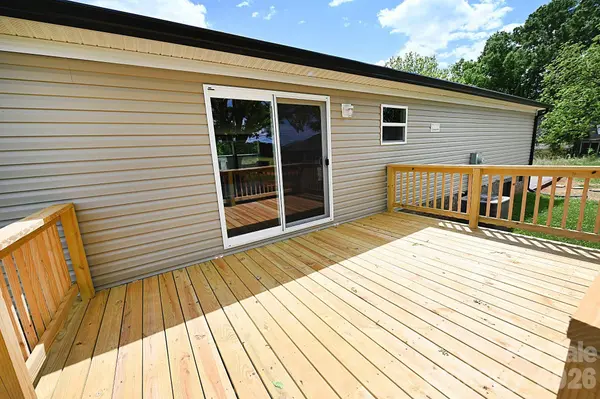 115 Stonydell DR, Stony Point, NC 28678