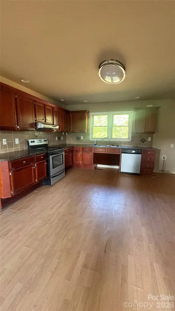 199 Country View RD, Statesville, NC 28625