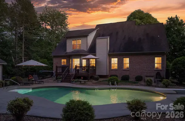 5554 Stillwater DR, Granite Falls, NC 28630