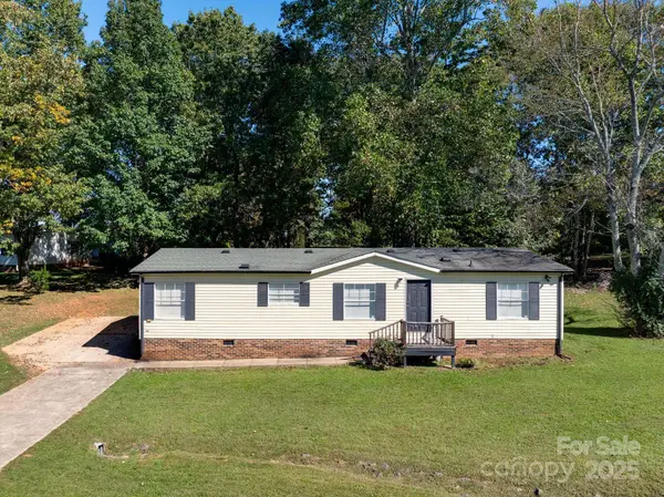 3464 Rock Creek DR, Newton, NC 28658