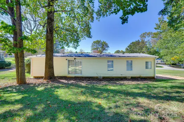 3464 Rock Creek DR, Newton, NC 28658