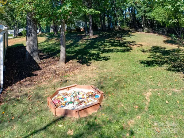 3464 Rock Creek DR, Newton, NC 28658