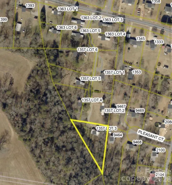 1357 Airport Rhodhiss RD #5, Hickory, NC 28601