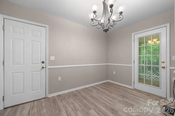 2120 40th Avenue CT NE, Hickory, NC 28601