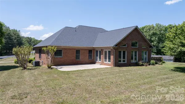 2201 Teague Town RD, Taylorsville, NC 28681