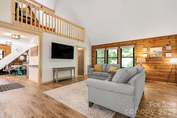 8347 Cedar CIR, Connelly Springs, NC 28612