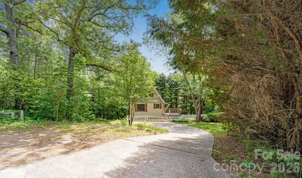 8347 Cedar CIR, Connelly Springs, NC 28612