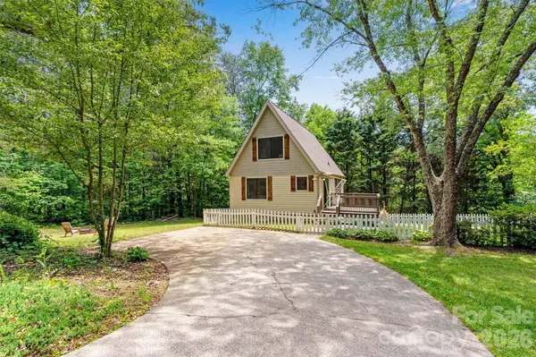 8347 Cedar CIR, Connelly Springs, NC 28612