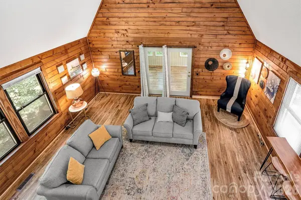 8347 Cedar CIR, Connelly Springs, NC 28612