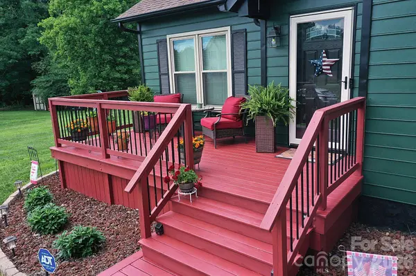 5438 Winding Oak DR, Hickory, NC 28602