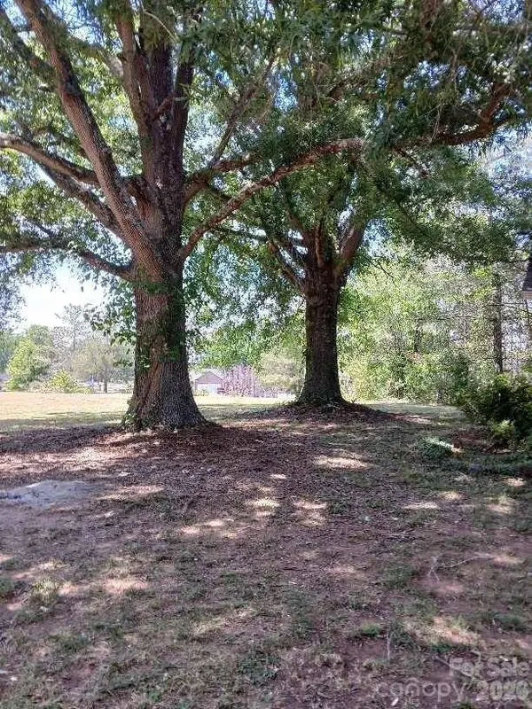 230 Cape Hickory RD, Hickory, NC 28601