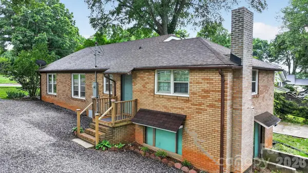 13 E Murray ST, Maiden, NC 28650