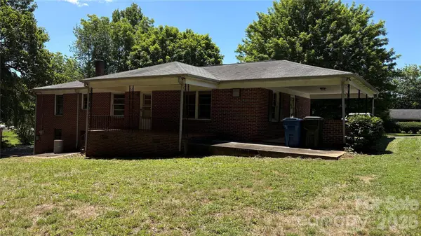 150 31st AVE NW, Hickory, NC 28601