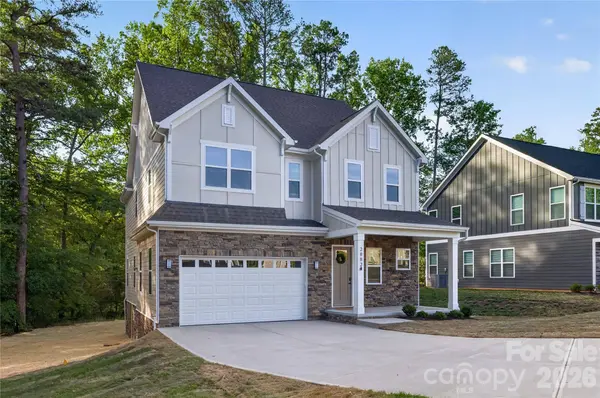 3883 12th ST NE, Hickory, NC 28601