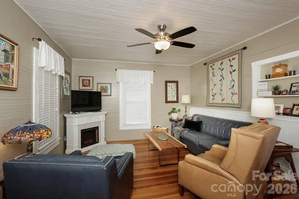 3084 W Main ST, Claremont, NC 28610