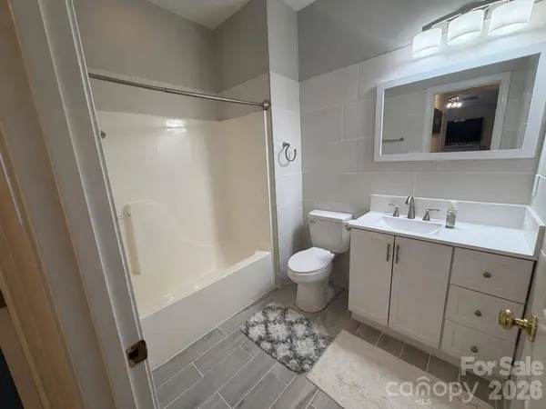 892 Trial PL, Newton, NC 28658