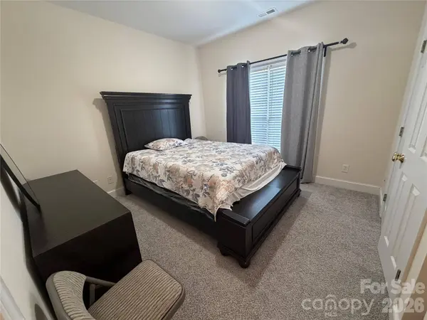 892 Trial PL, Newton, NC 28658