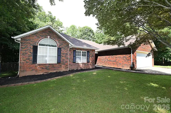 1035 E 24th ST, Newton, NC 28658