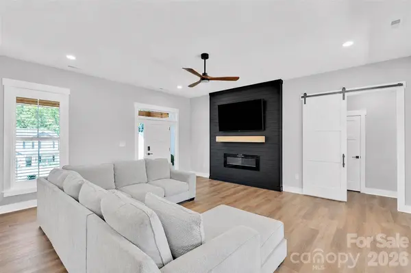 2754 Emperor ST, Claremont, NC 28610