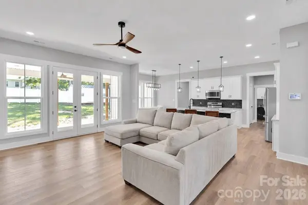 2754 Emperor ST, Claremont, NC 28610