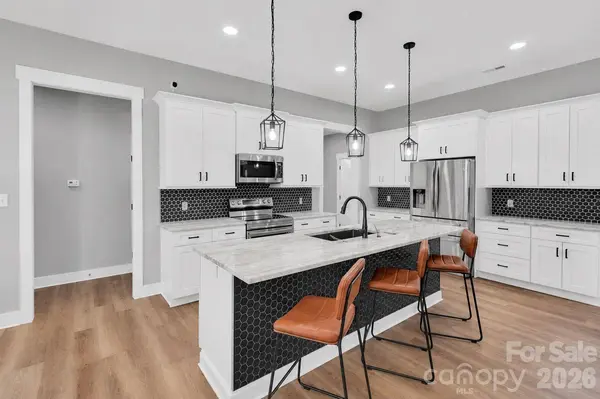 2754 Emperor ST, Claremont, NC 28610