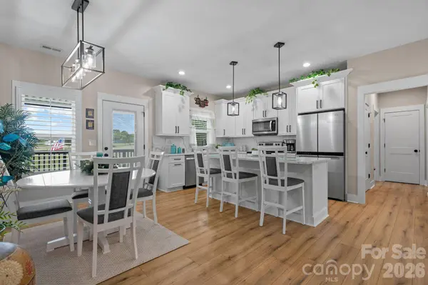 2026 Crestdale LN, Newton, NC 28658