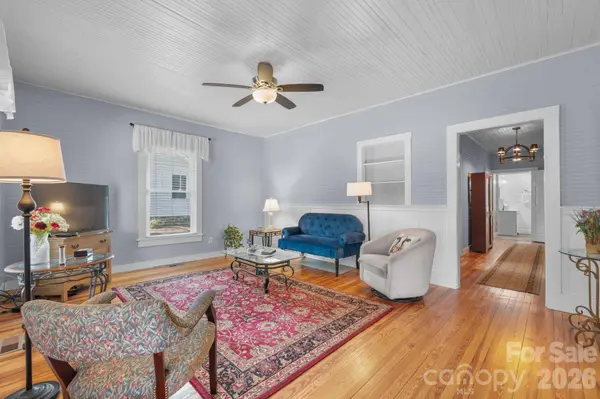 3084 W Main ST, Claremont, NC 28610