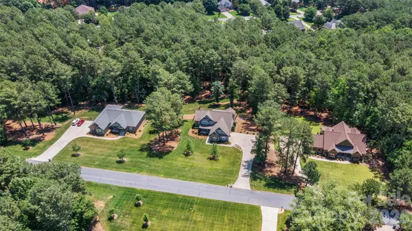 4975 Harbor View DR W, Granite Falls, NC 28630