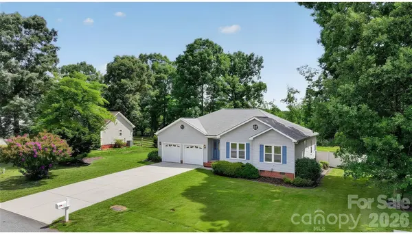 4934 Sagittarius CIR, Denver, NC 28037