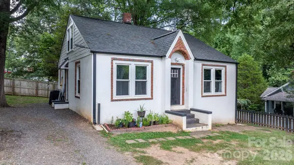 331 5th AVE SE, Hickory, NC 28602