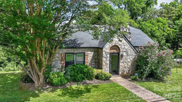 3085 US 70 HWY E, Morganton, NC 28655