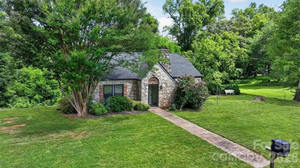 3085 US 70 HWY E, Morganton, NC 28655